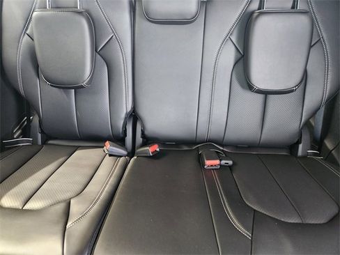New 2025 Chrysler Pacifica Select image 19