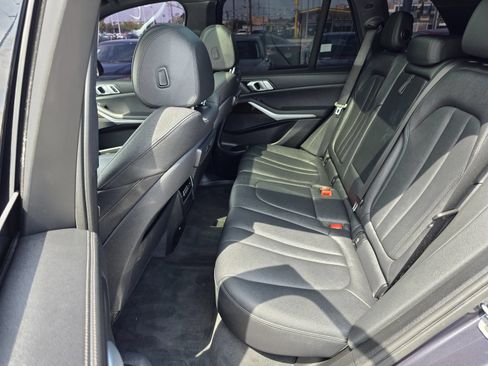 Used 2019 BMW X5 xDrive40i w/ Premium Package 2 AWD/4WD image 18