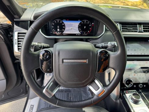 Used 2020 Land Rover Range Rover Long Wheelbase HSE image 27