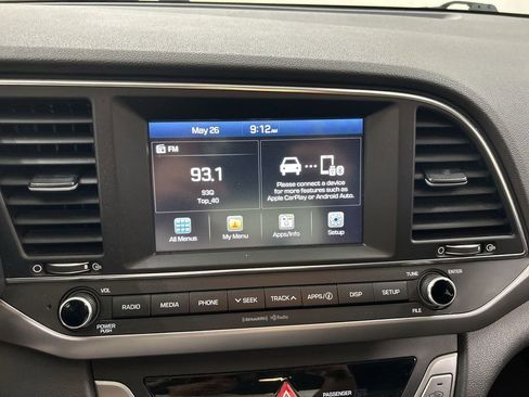 Used 2018 Hyundai Elantra SEL FWD image 14