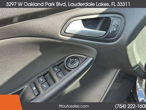 Used 2018 Ford Focus SE image 21