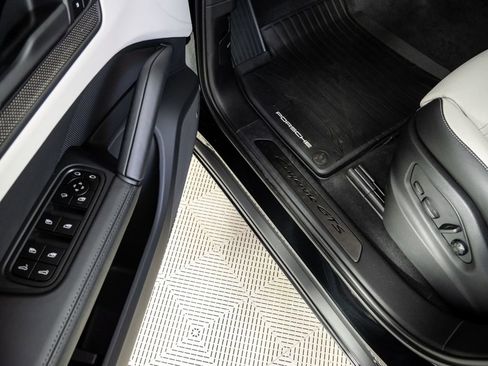 Certified 2026 Porsche Cayenne GTS image 8