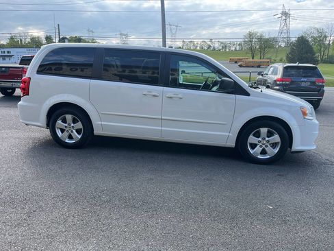Used 2013 Dodge Grand Caravan SE FWD image 5