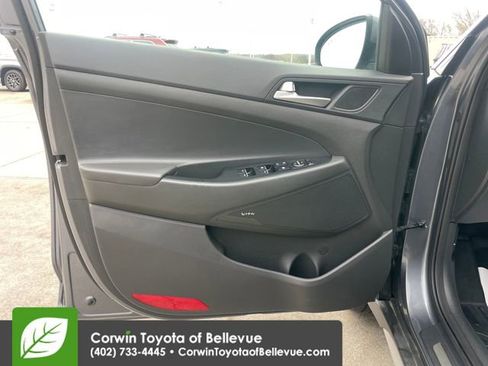 Used 2019 Hyundai Tucson Limited image 18