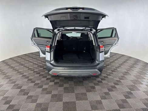 Used 2021 Nissan Rogue SV AWD/4WD image 17