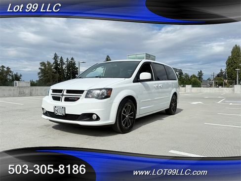 Used 2017 Dodge Grand Caravan GT FWD image 4