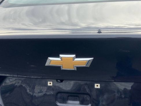 Used 2023 Chevrolet Malibu LT image 28