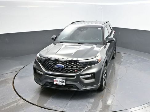 Used 2020 Ford Explorer ST image 39