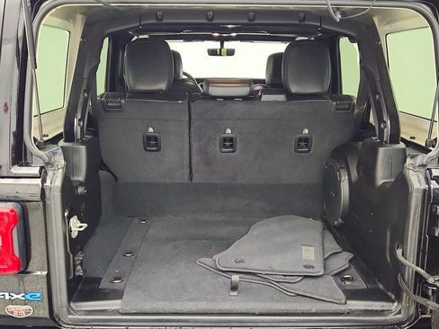 Used 2023 Jeep Wrangler Sahara image 22