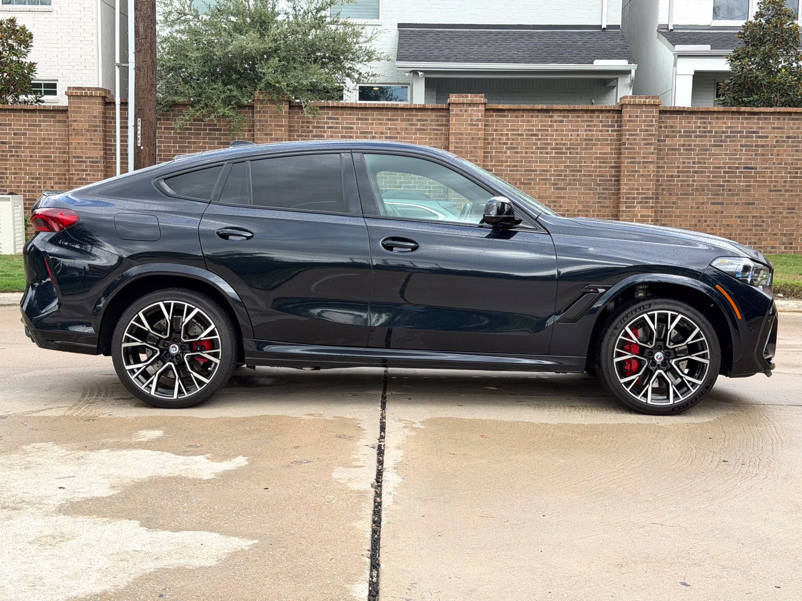 Used 2022 BMW X6 M w/ Competition Package AWD/4WD image 12