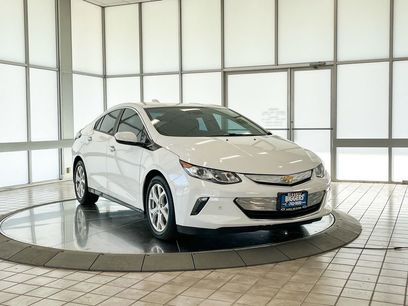 Used 2017 Chevrolet Volt Premier w/ Driver Confidence II Package