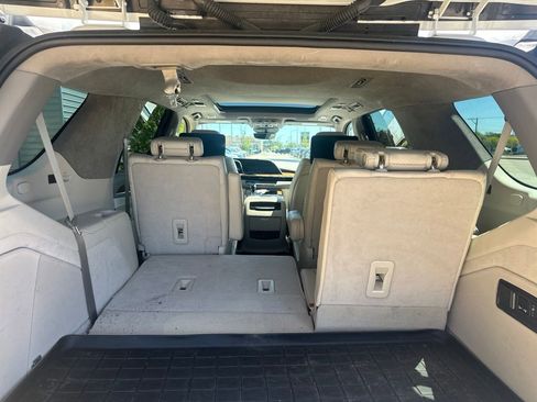 Used 2024 Cadillac Escalade Sport Platinum w/ Heavy-Duty Trailer Package AWD/4WD image 11