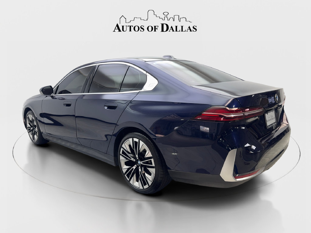 Used 2024 BMW 530i w/ Executive Package RWD image 10