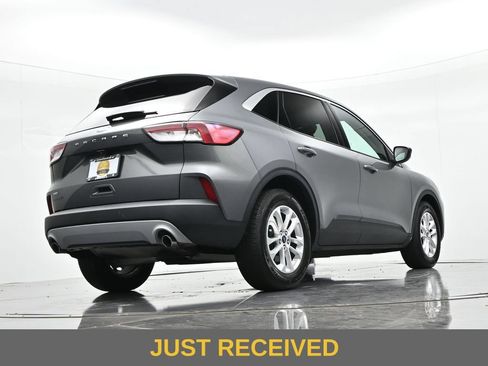 Used 2022 Ford Escape SE w/ Convenience Package FWD image 19