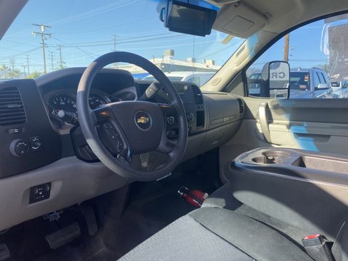 Used 2013 Chevrolet Silverado 2500 W/T image 16