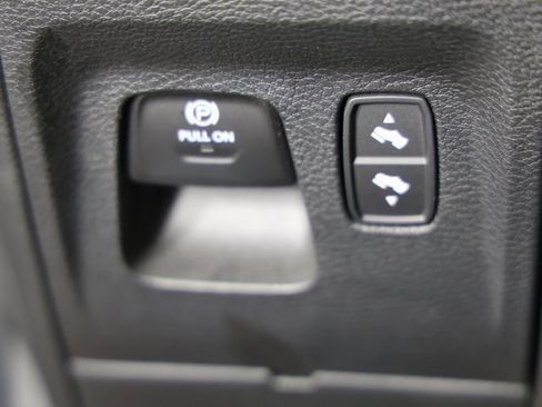 Used 2024 RAM 1500 Lone Star image 12