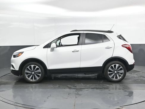 Used 2022 Buick Encore Preferred w/ Safety Package AWD/4WD image 10