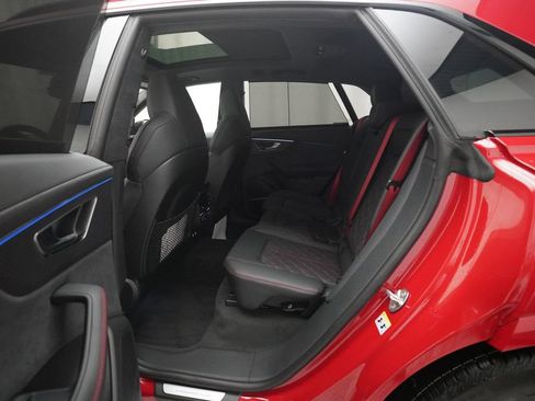 New 2026 Audi SQ8 Prestige AWD/4WD image 16