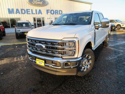Used 2023 Ford F350 Lariat w/ Lariat Ultimate Package image 4