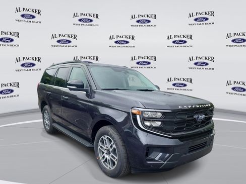 New 2026 Ford Expedition Active RWD image 7