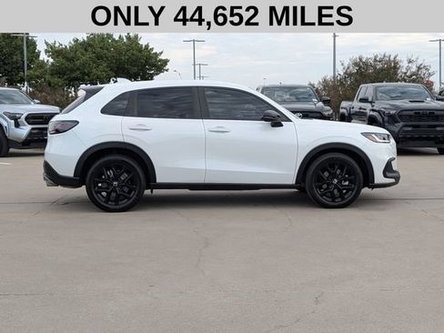 Used 2024 Honda HR-V Sport image 4