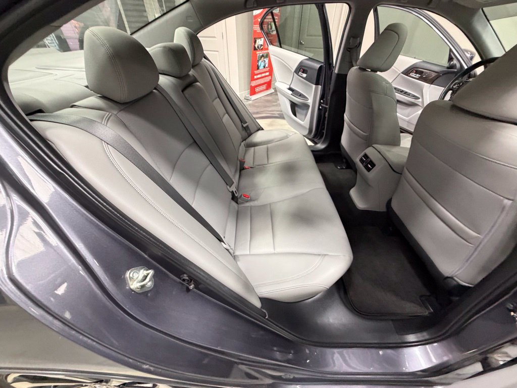 Used 2016 Honda Accord EX-L image 47