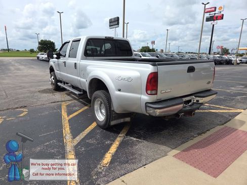 Used 2005 Ford F350 Lariat AWD/4WD image 3
