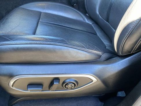 Used 2022 Jeep Wagoneer Series II w/ Premium Group I image 19