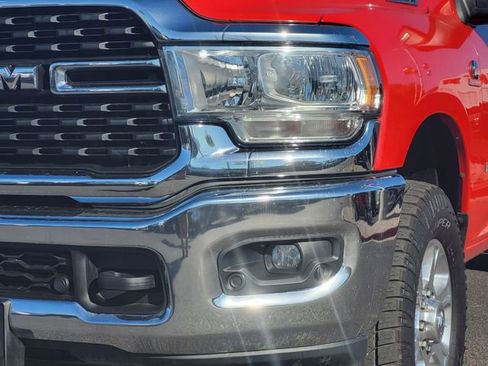 Used 2024 RAM 2500 Big Horn w/ Level 2 Equipment Group AWD/4WD image 5