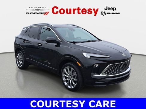Used 2024 Buick Encore GX Avenir w/ Avenir Convenience Package AWD/4WD image 1
