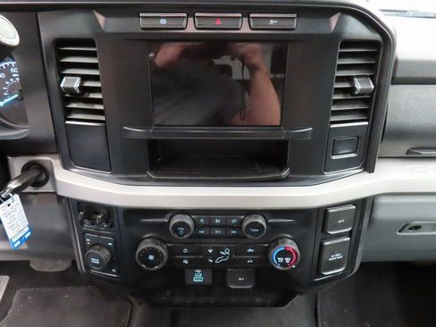 Used 2024 Ford F250 XLT AWD/4WD image 12