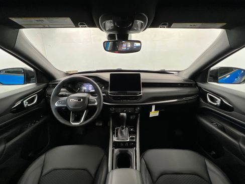 New 2026 Jeep Compass Latitude AWD/4WD image 9