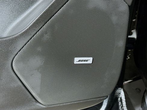 Used 2023 Cadillac XT6 Premium Luxury image 19