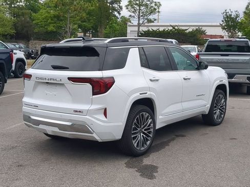 New 2026 GMC Terrain Denali AWD/4WD image 6