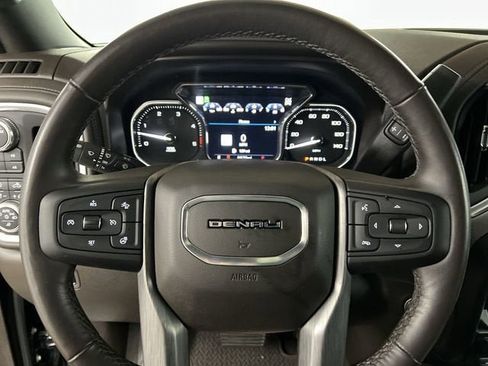 Used 2021 GMC Sierra 2500 Denali w/ Denali Ultimate Package AWD/4WD image 11