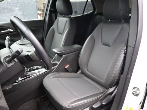 Used 2025 Buick Encore GX Preferred AWD/4WD image 20