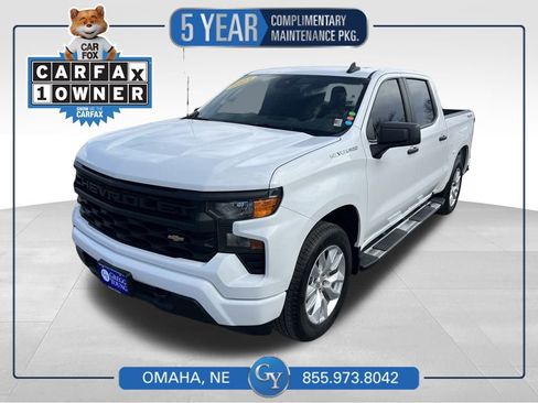 Used 2022 Chevrolet Silverado 1500 Custom image 1