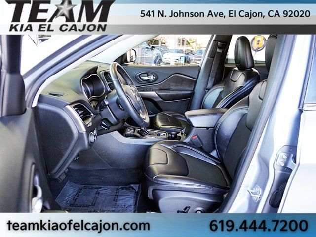 Used 2019 Jeep Cherokee Latitude Plus FWD image 15