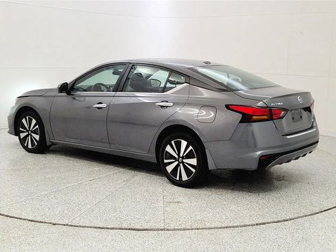 Used 2022 Nissan Altima 2.5 SV AWD/4WD image 5