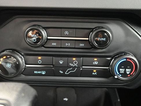 Used 2022 Ford Bronco 4-Door image 31