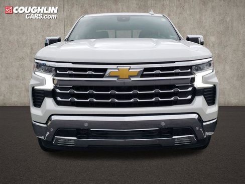 Used 2024 Chevrolet Silverado 1500 LTZ w/ LTZ Premium Package AWD/4WD image 9