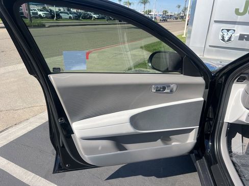Used 2024 Hyundai Ioniq 6 SEL RWD image 17