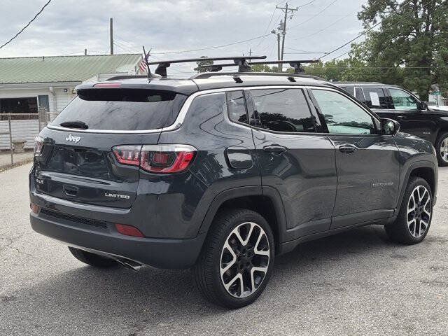 Used 2018 Jeep Compass Limited w/ Navigation Group AWD/4WD image 3