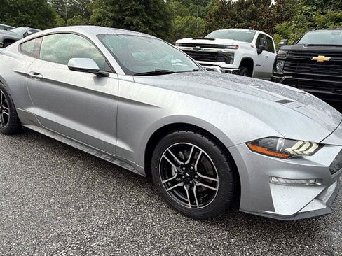 Used 2020 Ford Mustang Premium RWD image 6