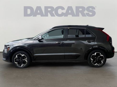 Used 2023 Kia Niro Wave w/ Wave Preserve Package FWD image 4