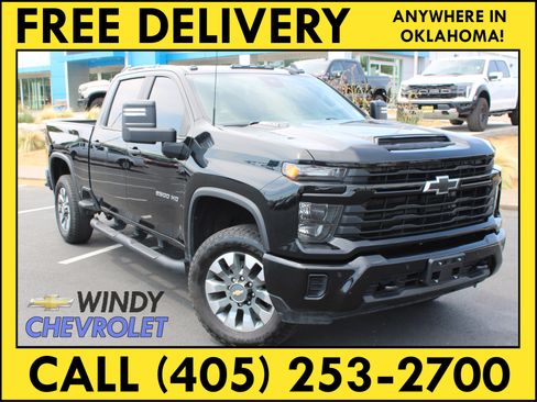 Used 2025 Chevrolet Silverado 2500 Custom w/ Custom Value Package AWD/4WD image 1