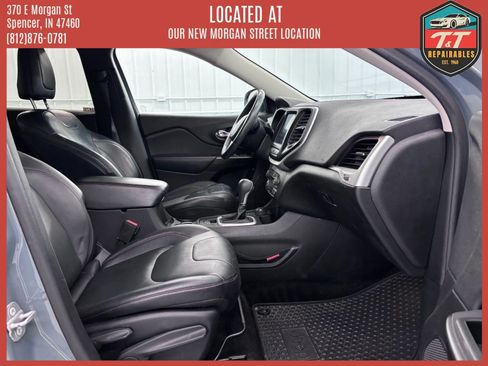 Used 2014 Jeep Cherokee Trailhawk w/ Comfort/Convenience Group AWD/4WD image 29