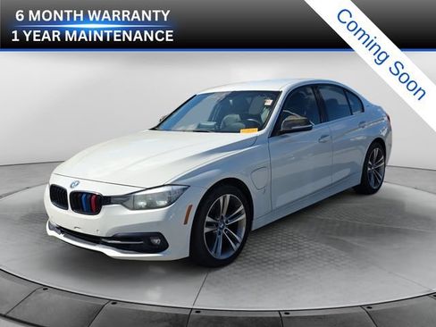 Used 2017 BMW 330e RWD image 1