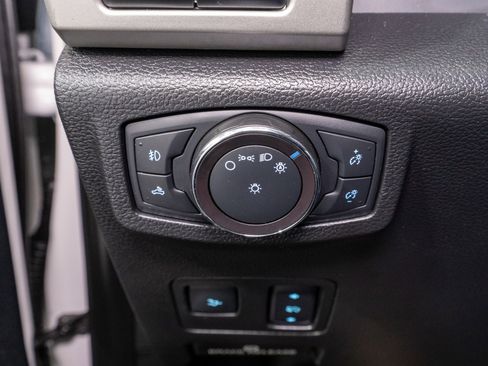 Used 2019 Ford F350 Lariat w/ Lariat Ultimate Package image 35