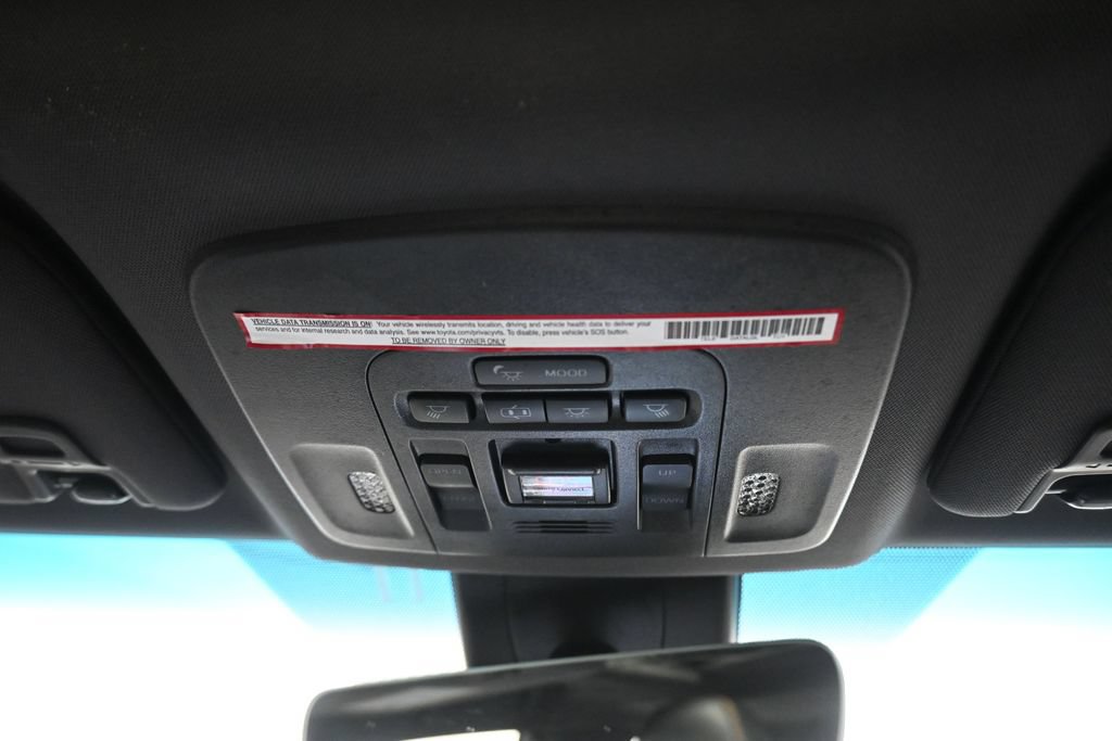 Used 2020 Toyota Avalon Touring w/ Advanced Safety Package FWD image 28